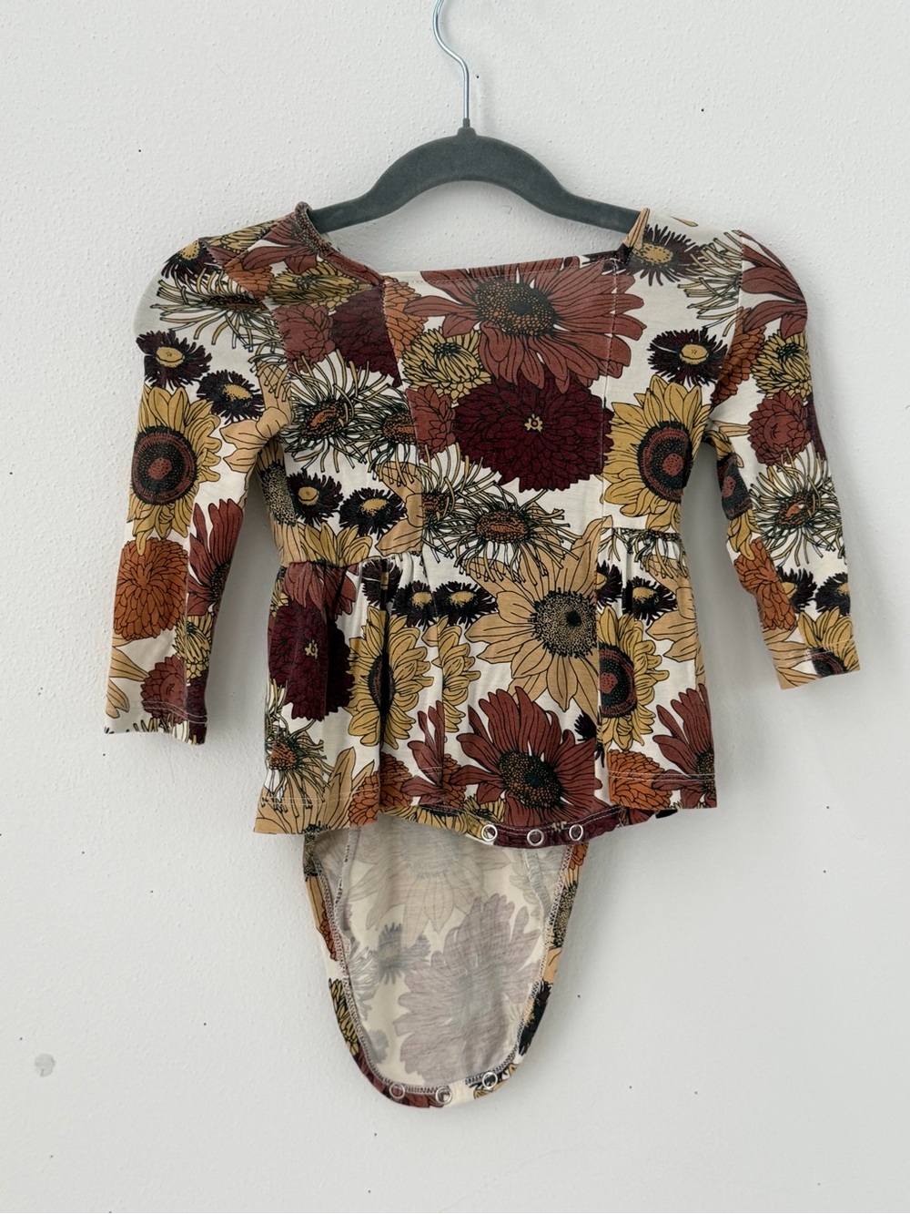 kate quinn Cream Floral Baby Peplum Bodysuit with Mustard & Rust Accents